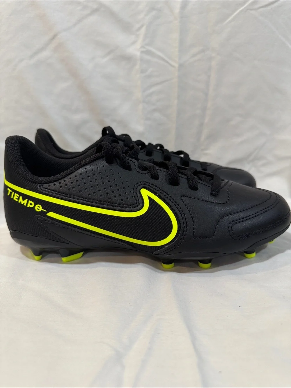 Nike Kids Black & Neon Yellow Soccer Cleats